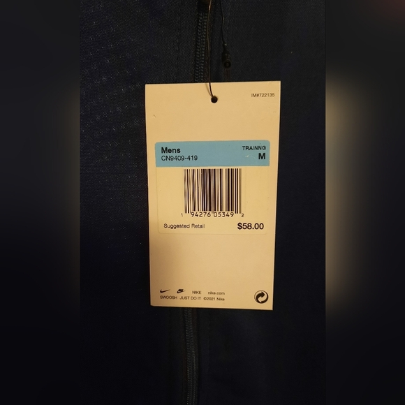 Nike Black Performance Jacket Sleek Design - Picture 11 of 11